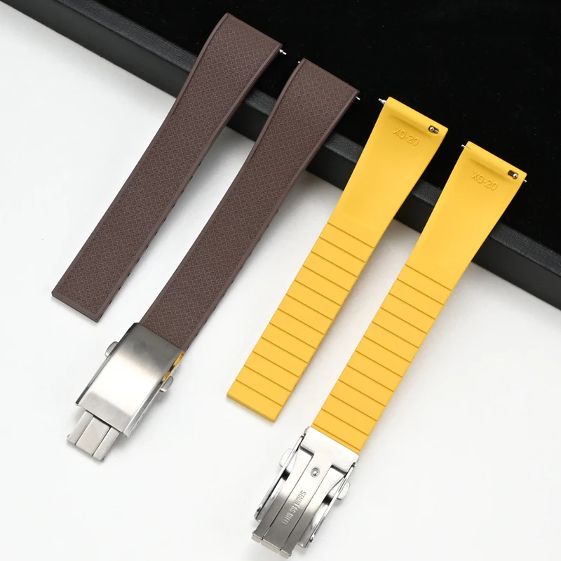 フッ素ゴム時計バンド FKM トロピックストラップ 18/1 - Suede Strap Watch のレビューと価格